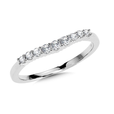Graduating Diamond Chevron Wedding Band